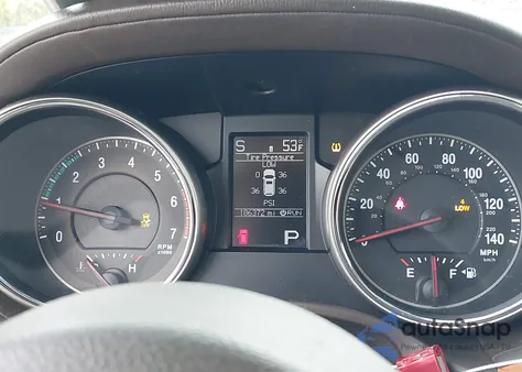 2012 Jeep Grand Cherokee Overland z USA, uszkodzony, nr VIN 1C4RJFCT7CC288454